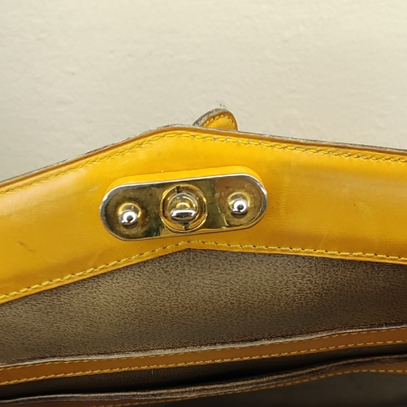 Dior Authentic Vintage Yellow Pebble Leather Square Bucket Bag COA - Picture 4 of 13